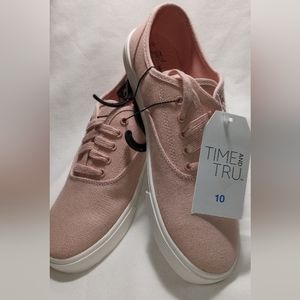 Time & Tru Women's pink lace up casual canvas sneakers.